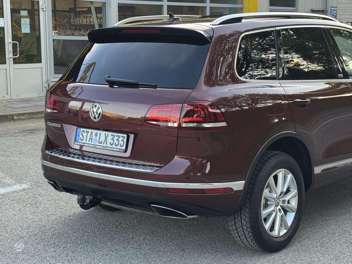 Volkswagen Touareg - 11