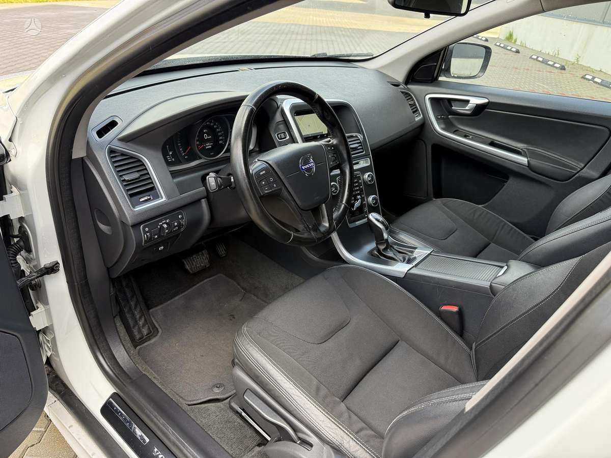 Volvo XC60 - 12