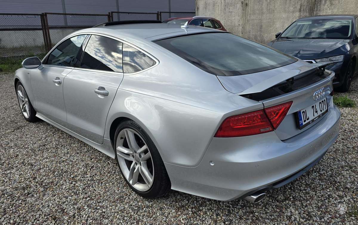 Audi A7, 3.0 l., coupe