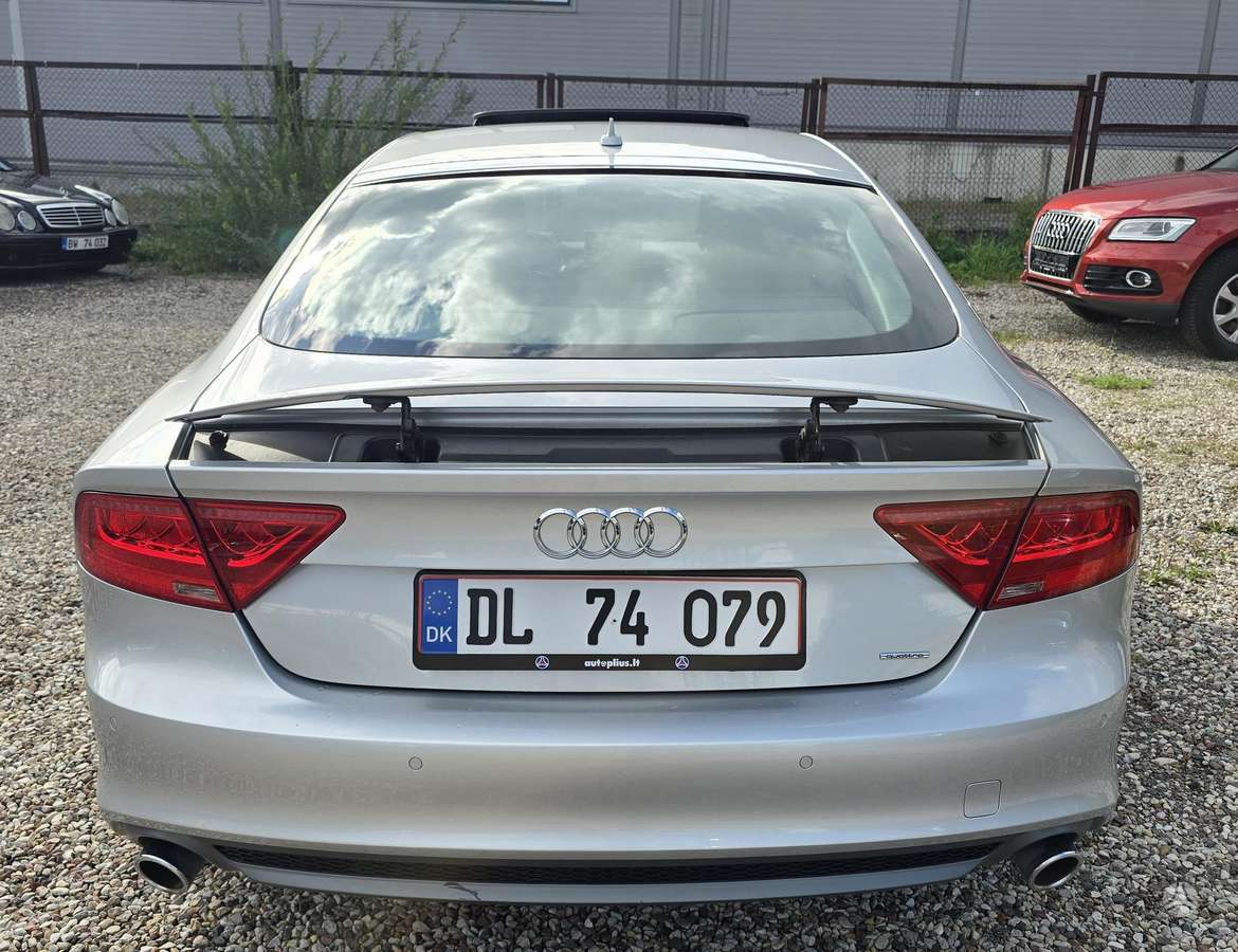 Audi A7, 3.0 l., coupe