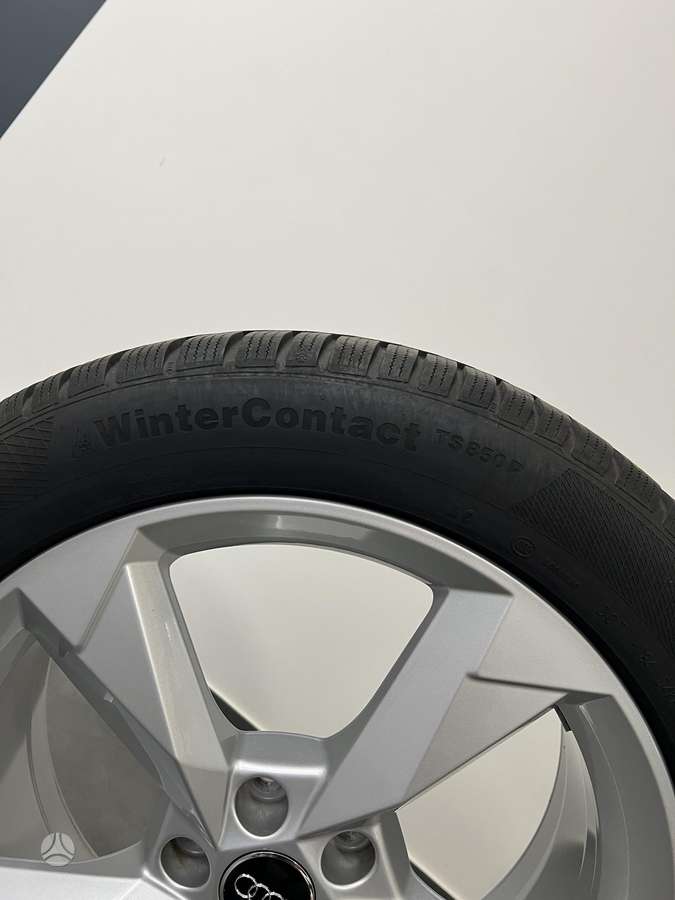 Audi Q3 Originalūs su padangomis, light alloy, R19