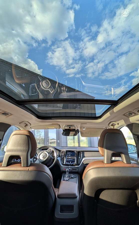 Volvo XC60 - 10