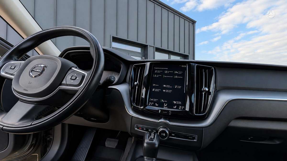 Volvo XC60 - 11