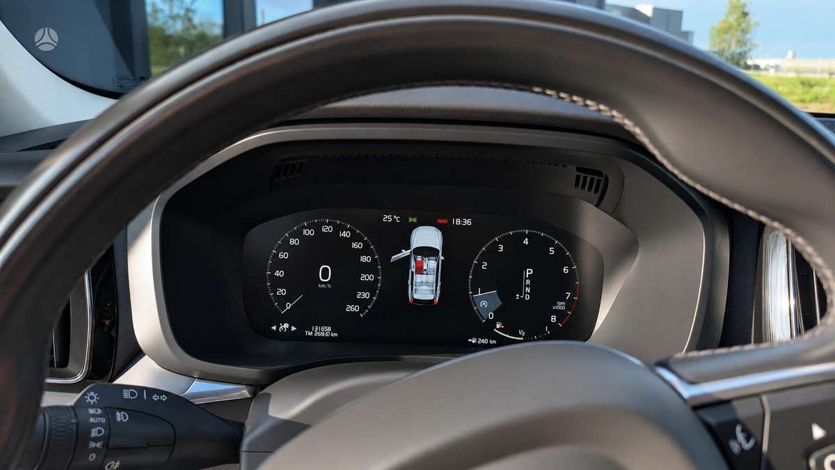 Volvo XC60 - 12