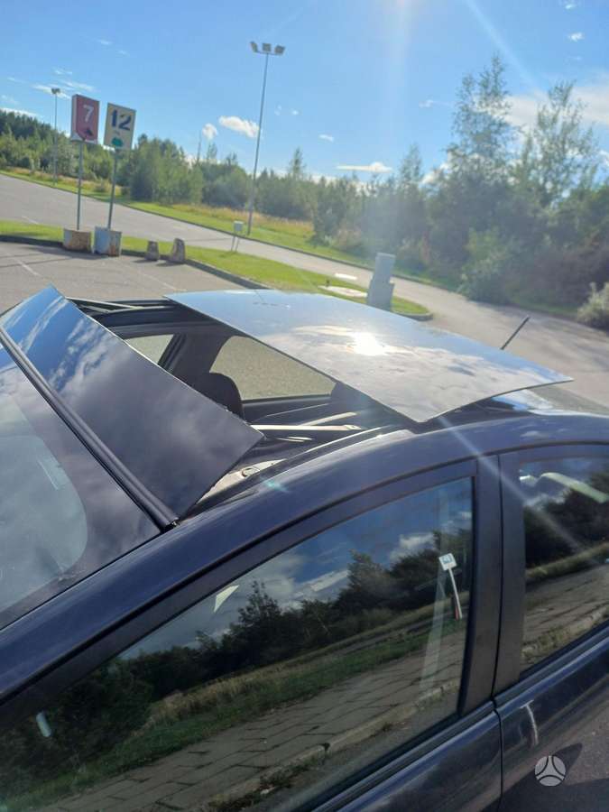 Toyota Prius - 5