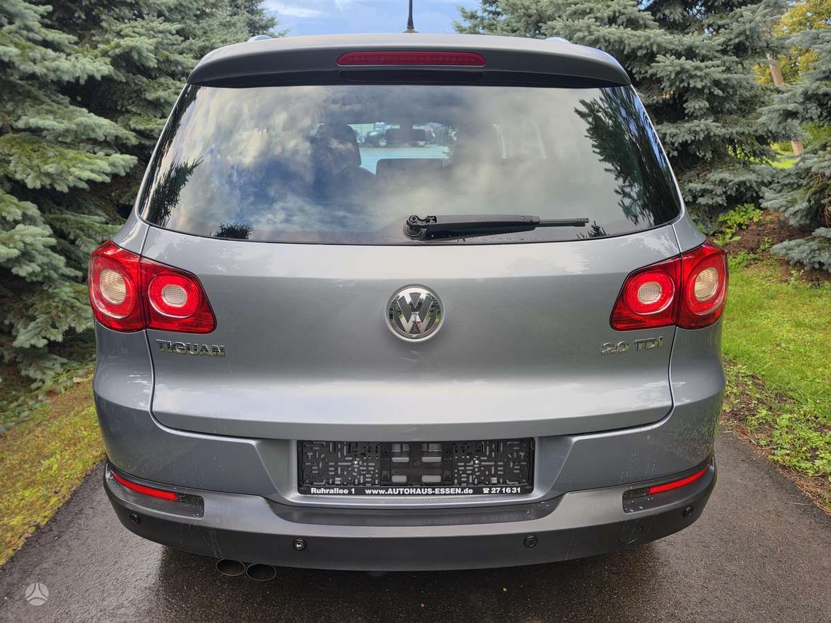 Volkswagen Tiguan - 6