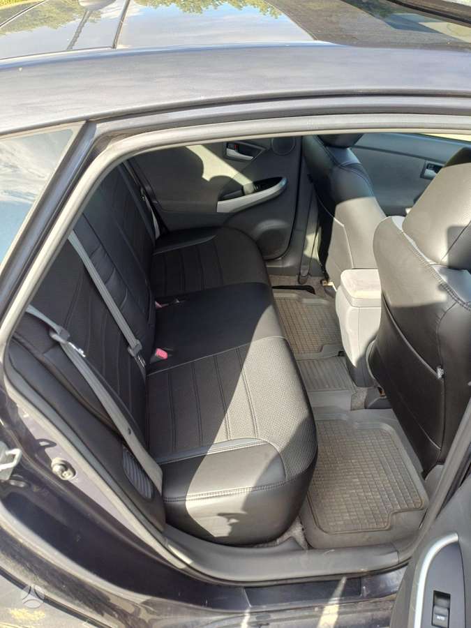 Toyota Prius - 11