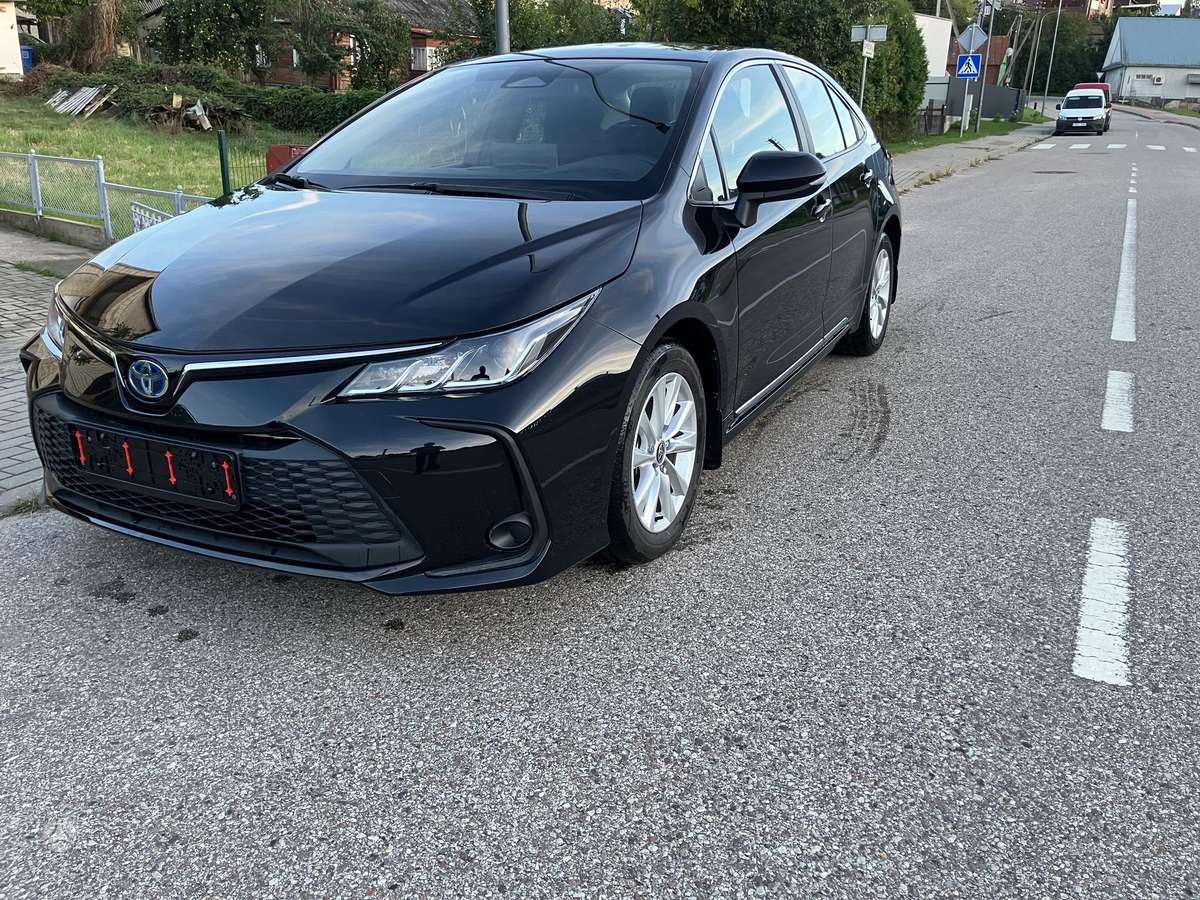 Toyota Corolla - 2