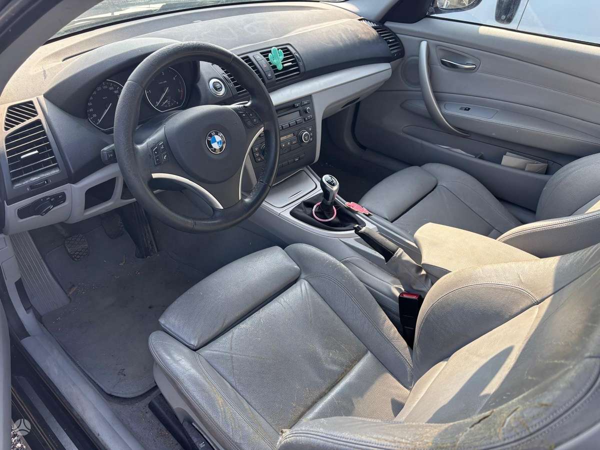 BMW 120, 2.0 l., hatchback