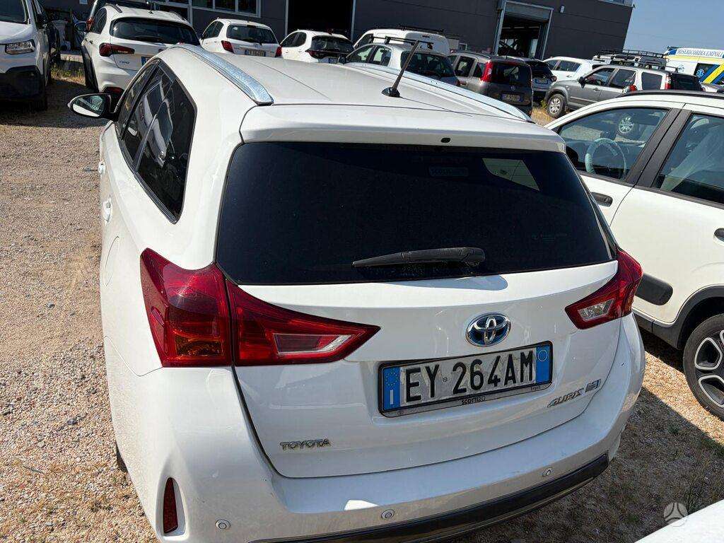 Toyota Auris - 7