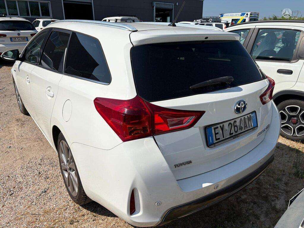 Toyota Auris - 6
