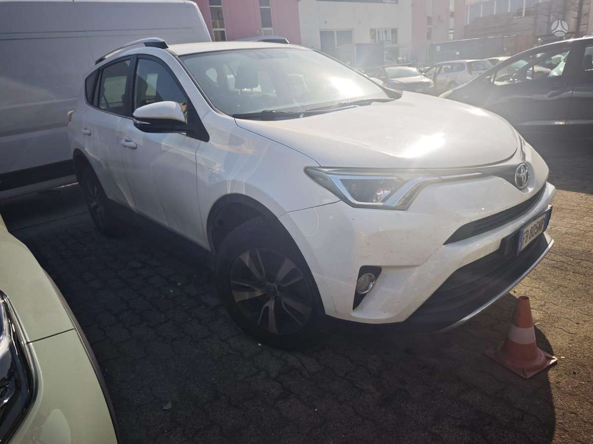 Toyota RAV4 - 3