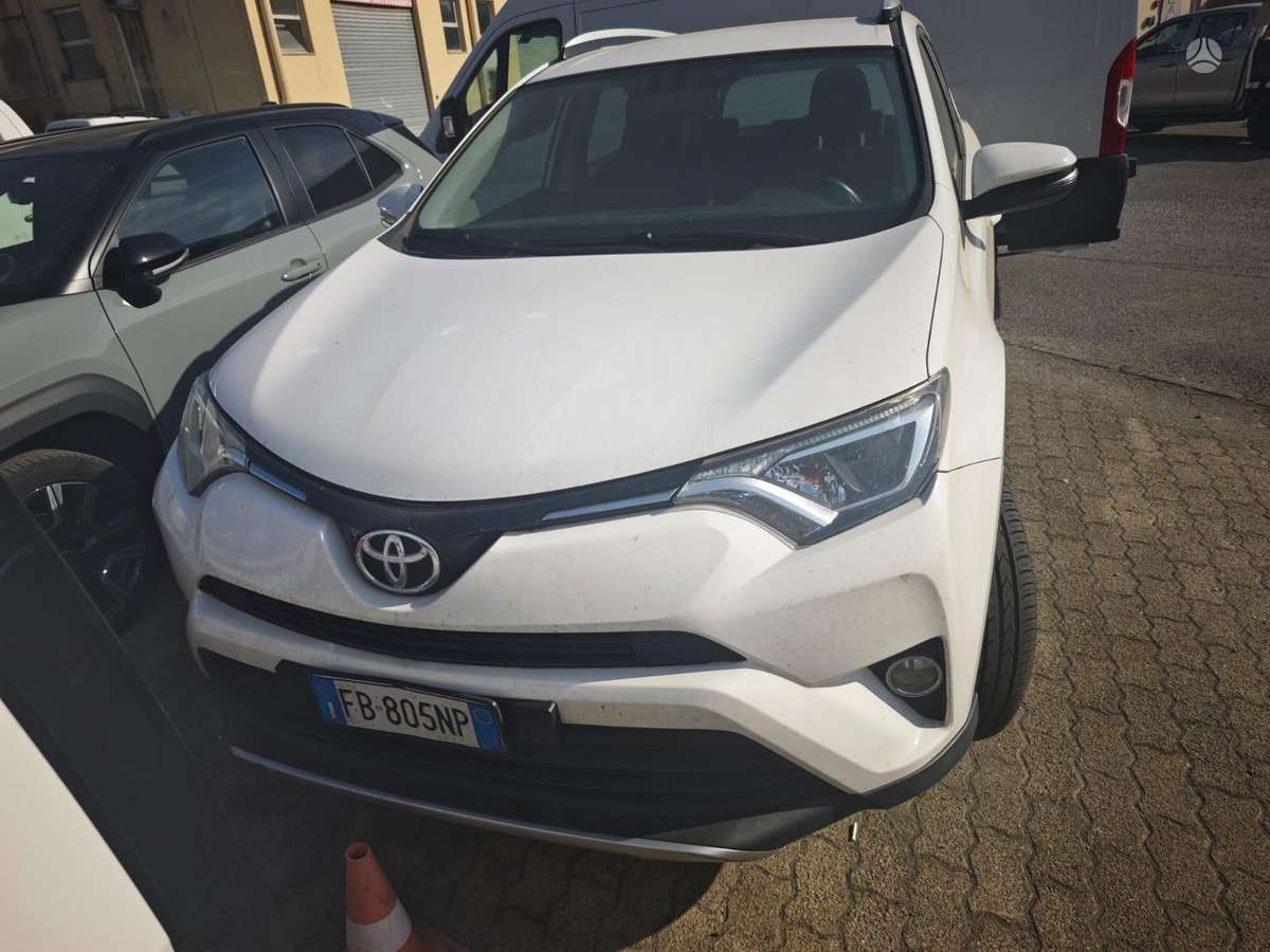 Toyota RAV4 - 2