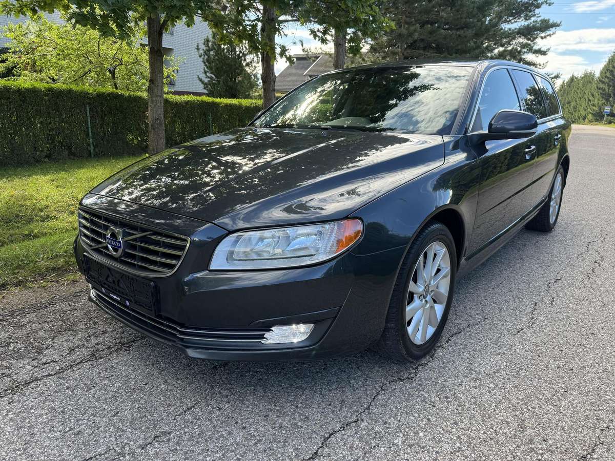 Volvo V70, 2.0 l., Универсал
