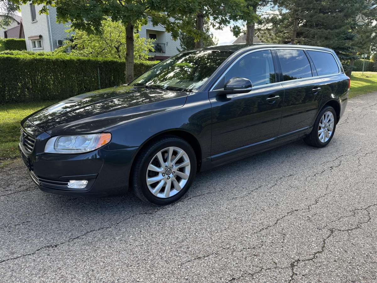 Volvo V70, 2.0 l., Универсал