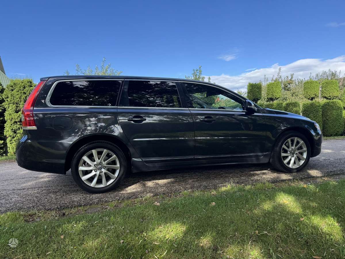Volvo V70, 2.0 l., Универсал