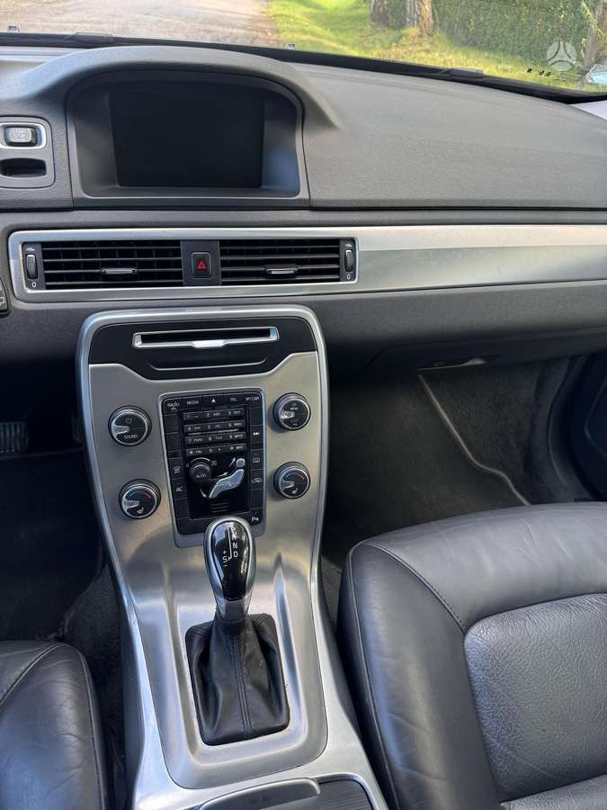 Volvo V70, 2.0 l., Универсал