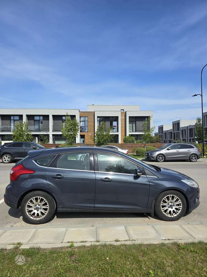 Ford Focus, 1.6 l., hatchback