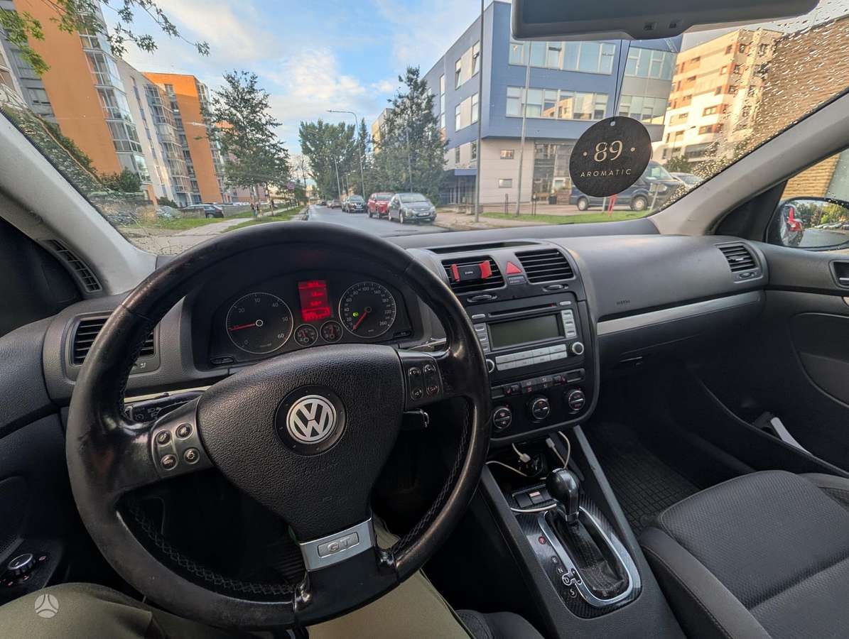Volkswagen Golf - 7