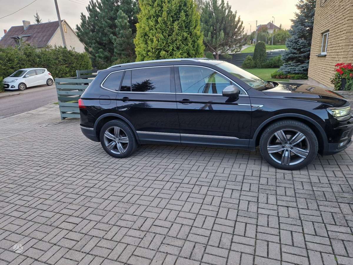 Volkswagen Tiguan Allspace - 4