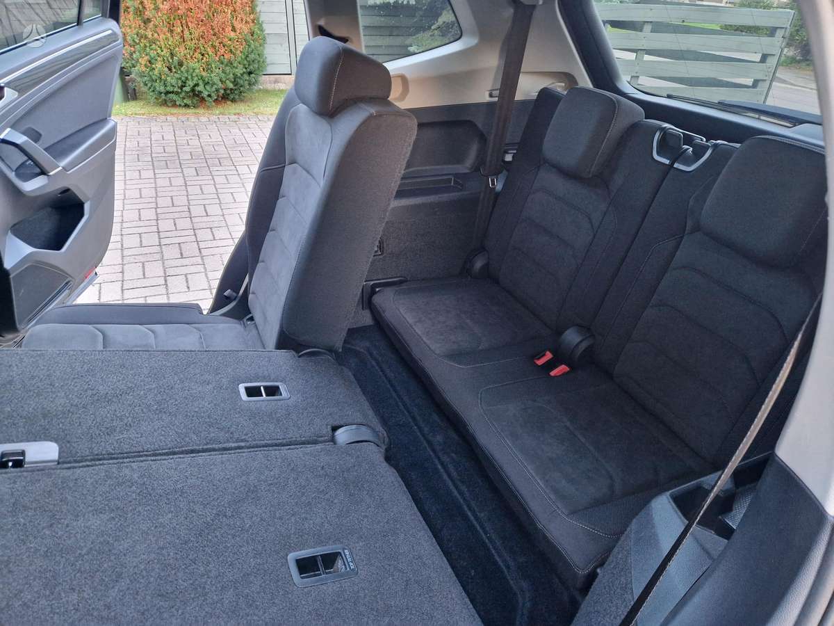 Volkswagen Tiguan Allspace - 9