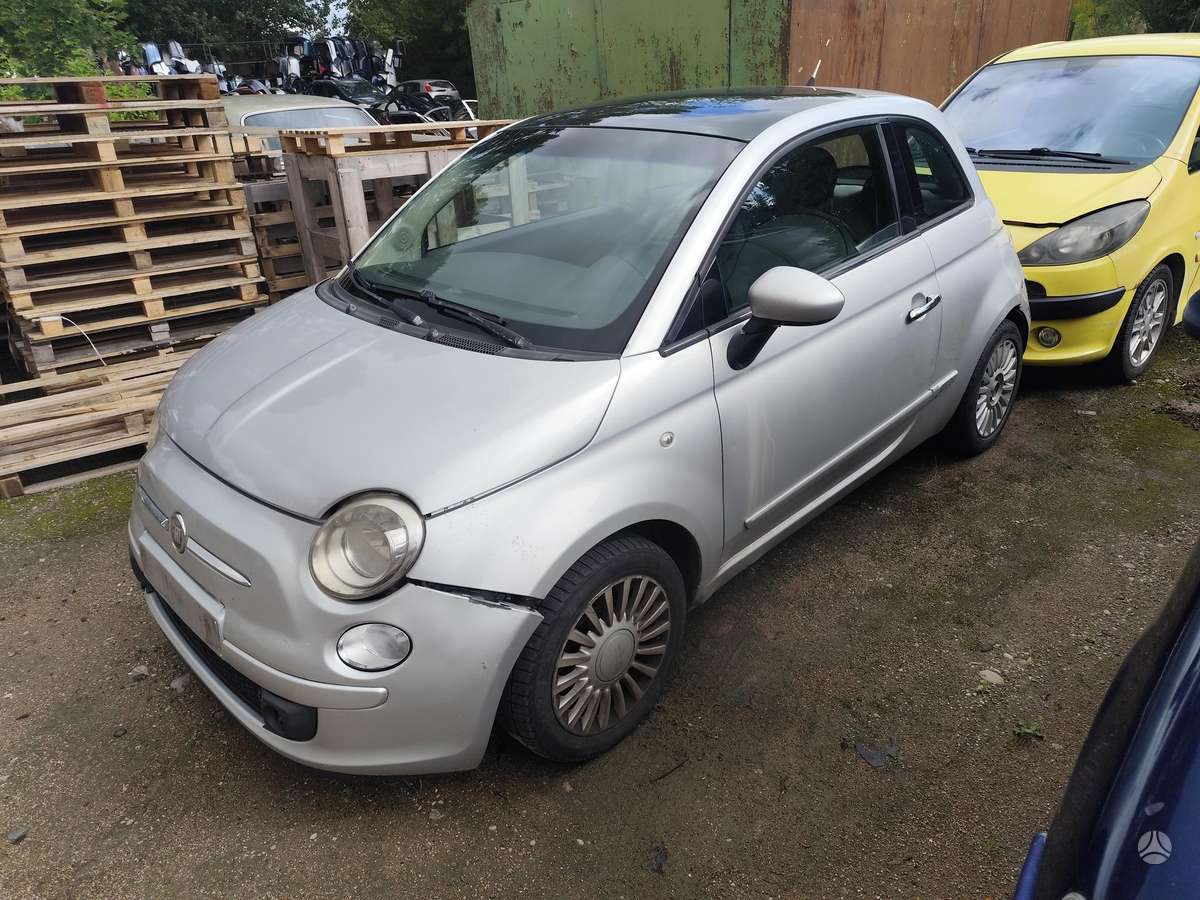 Fiat 500 rezerves daļās