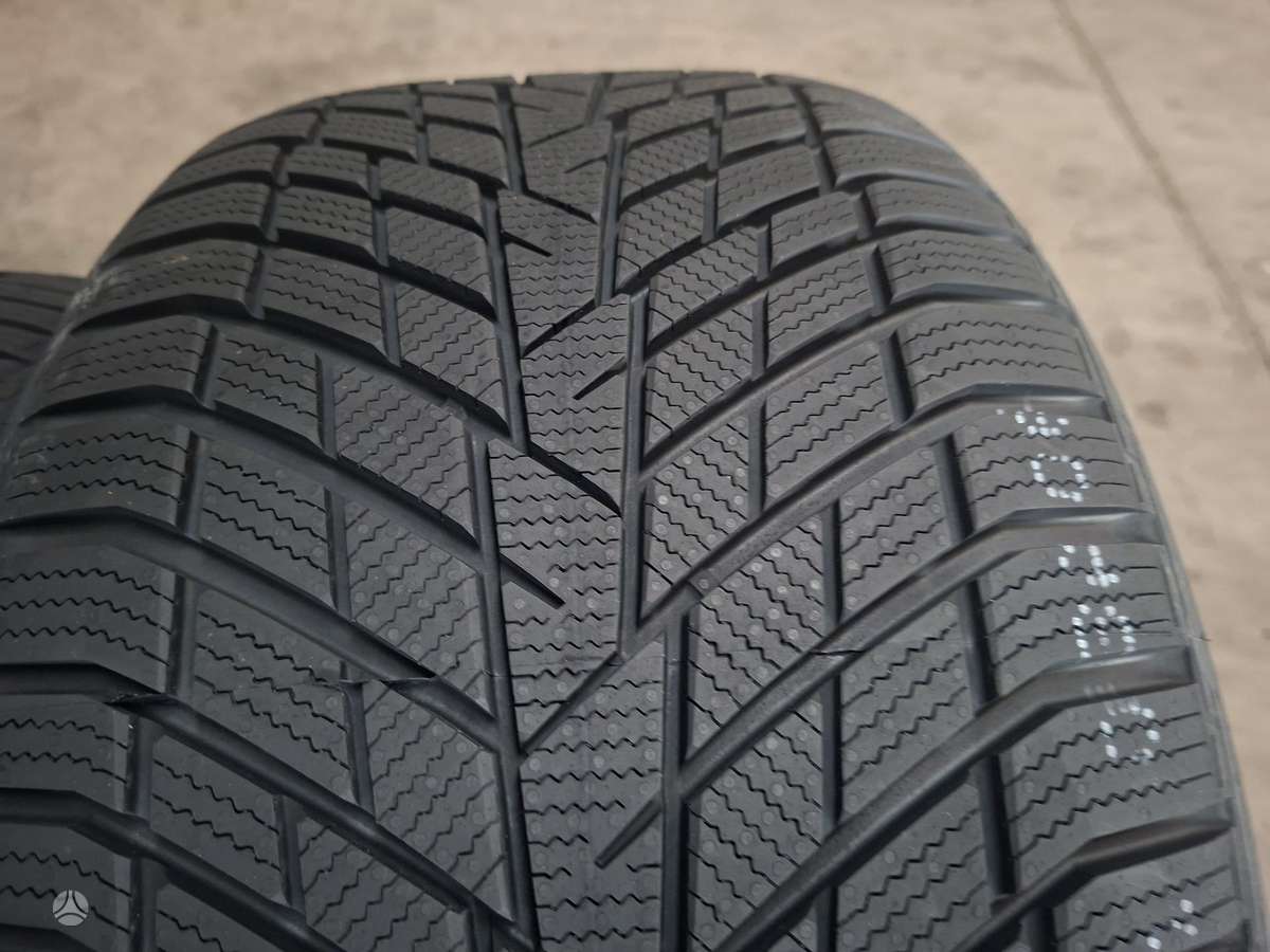 Sailun ALPINE EVO 2, winter 295/35 R21