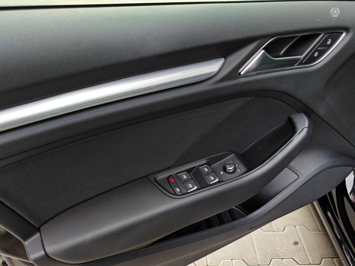 Audi A3, hečbekas