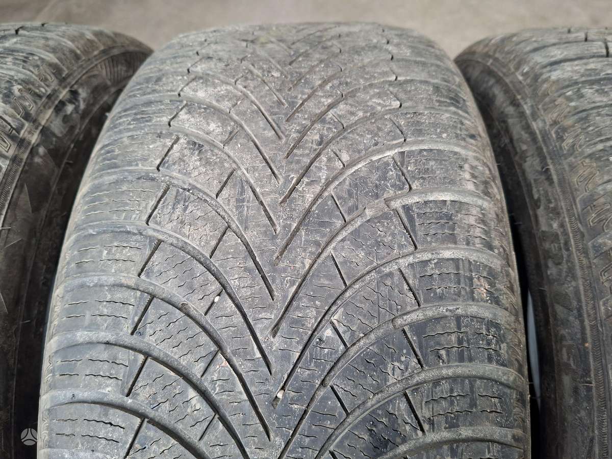 Maxxis, всесезонные 245/45 R18