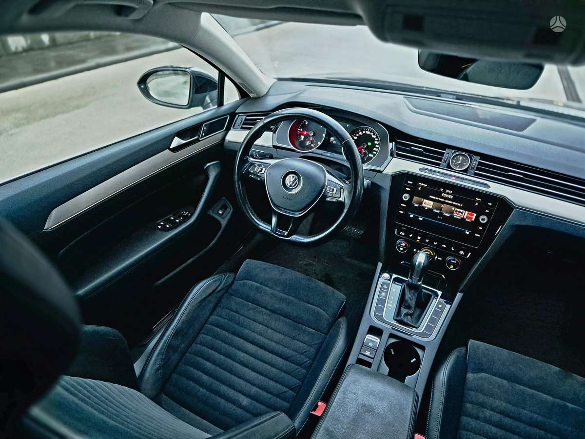 Volkswagen Passat, 1.6 l., Универсал