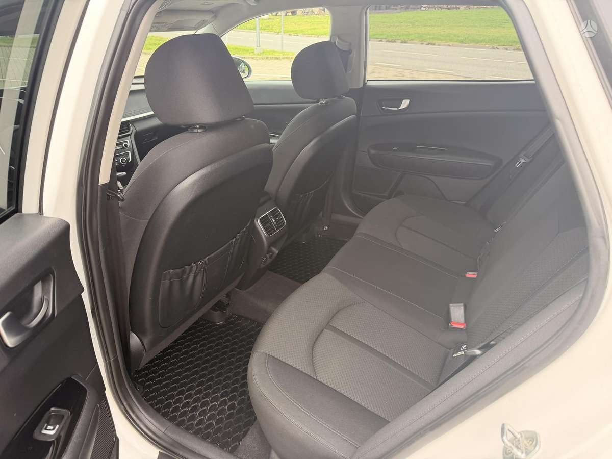 Kia Optima, 1.6 l., Универсал