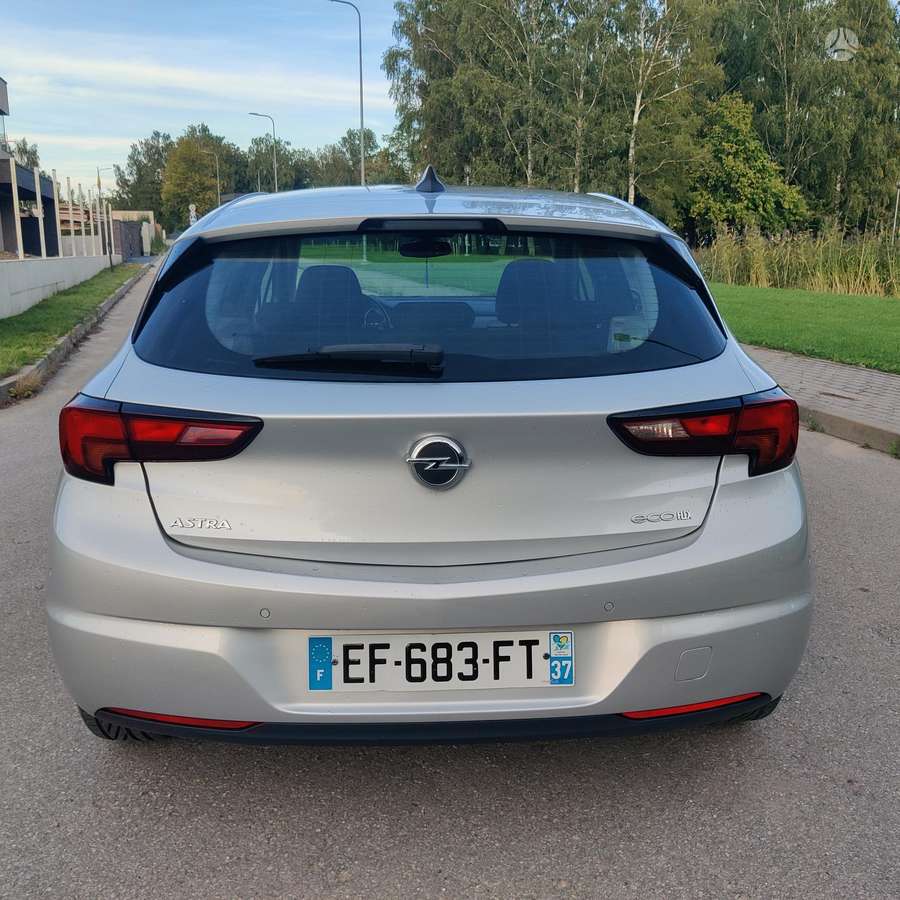 Opel Astra, 1.6 l., Хэтчбек