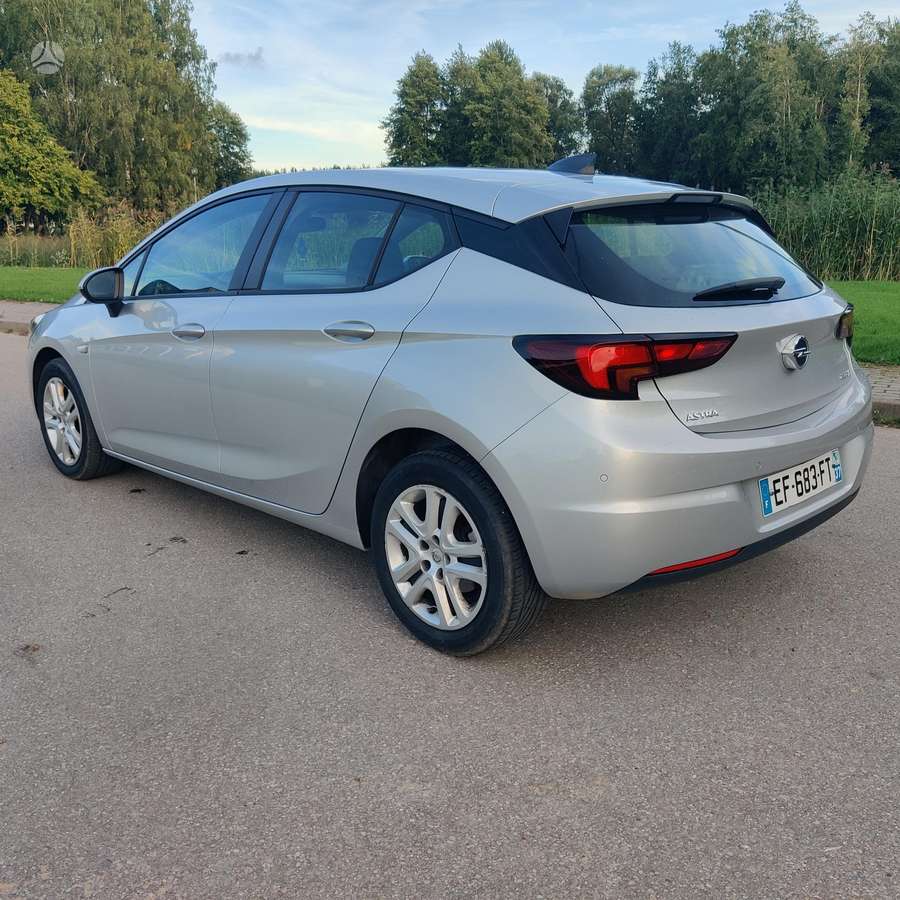 Opel Astra, 1.6 l., Хэтчбек