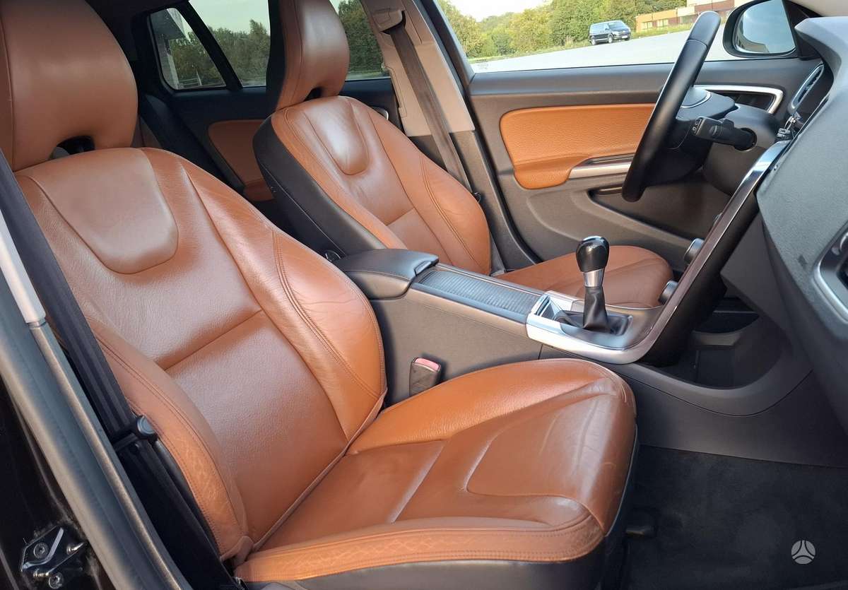 Volvo V60, 2.0 l., Универсал