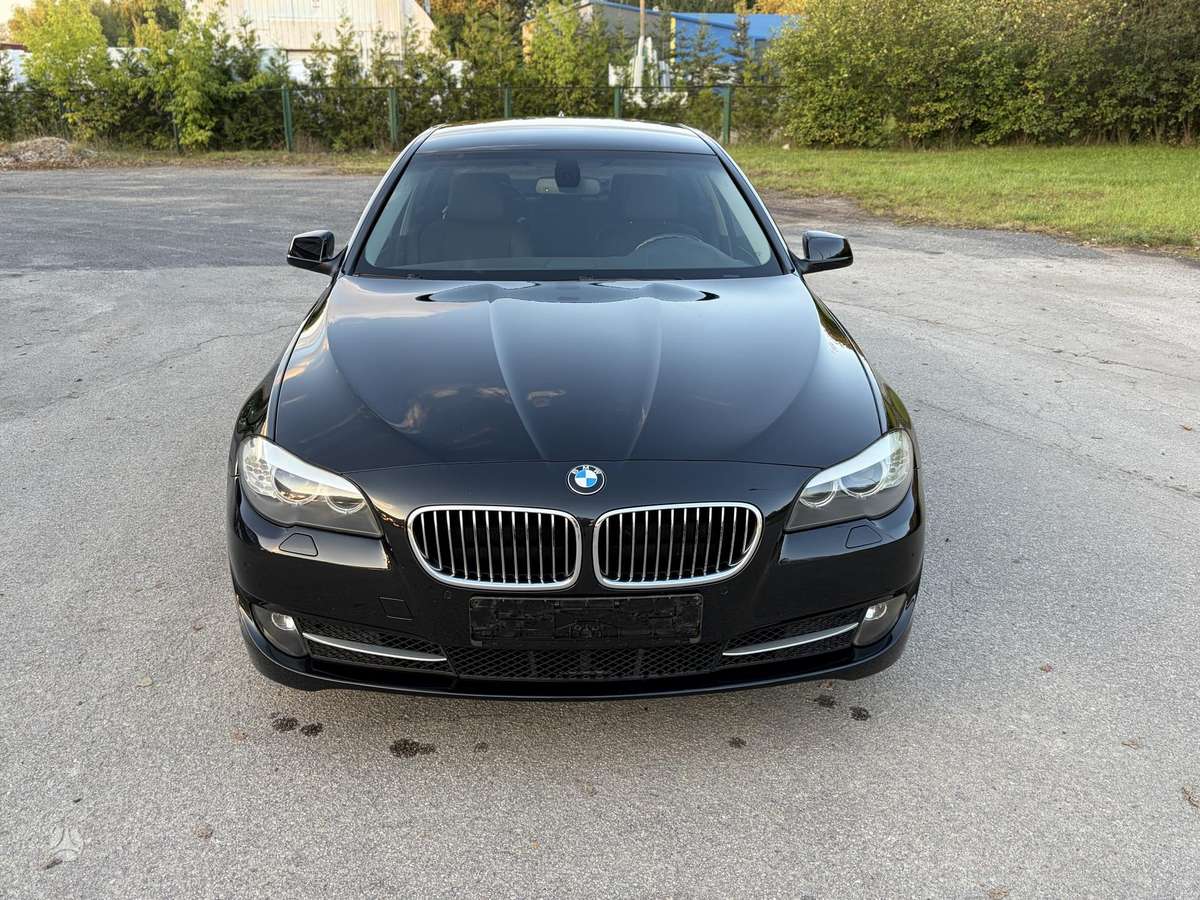 BMW 520, 2.0 l., Седан