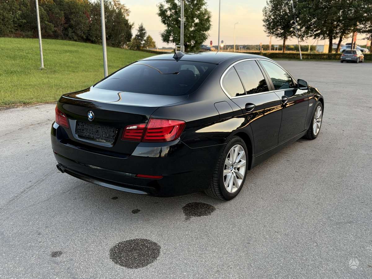 BMW 520, 2.0 l., Седан