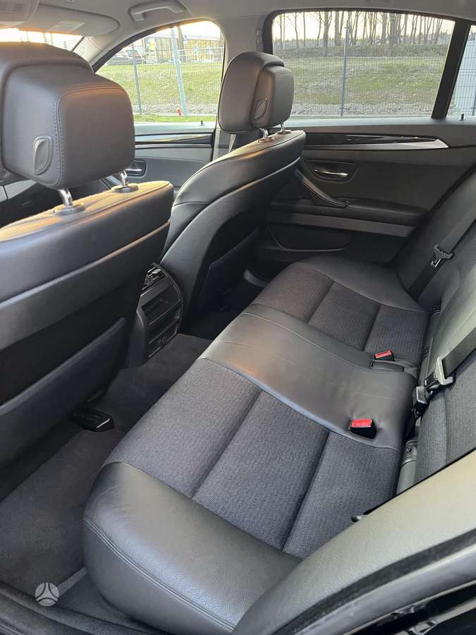 BMW 520, 2.0 l., Седан