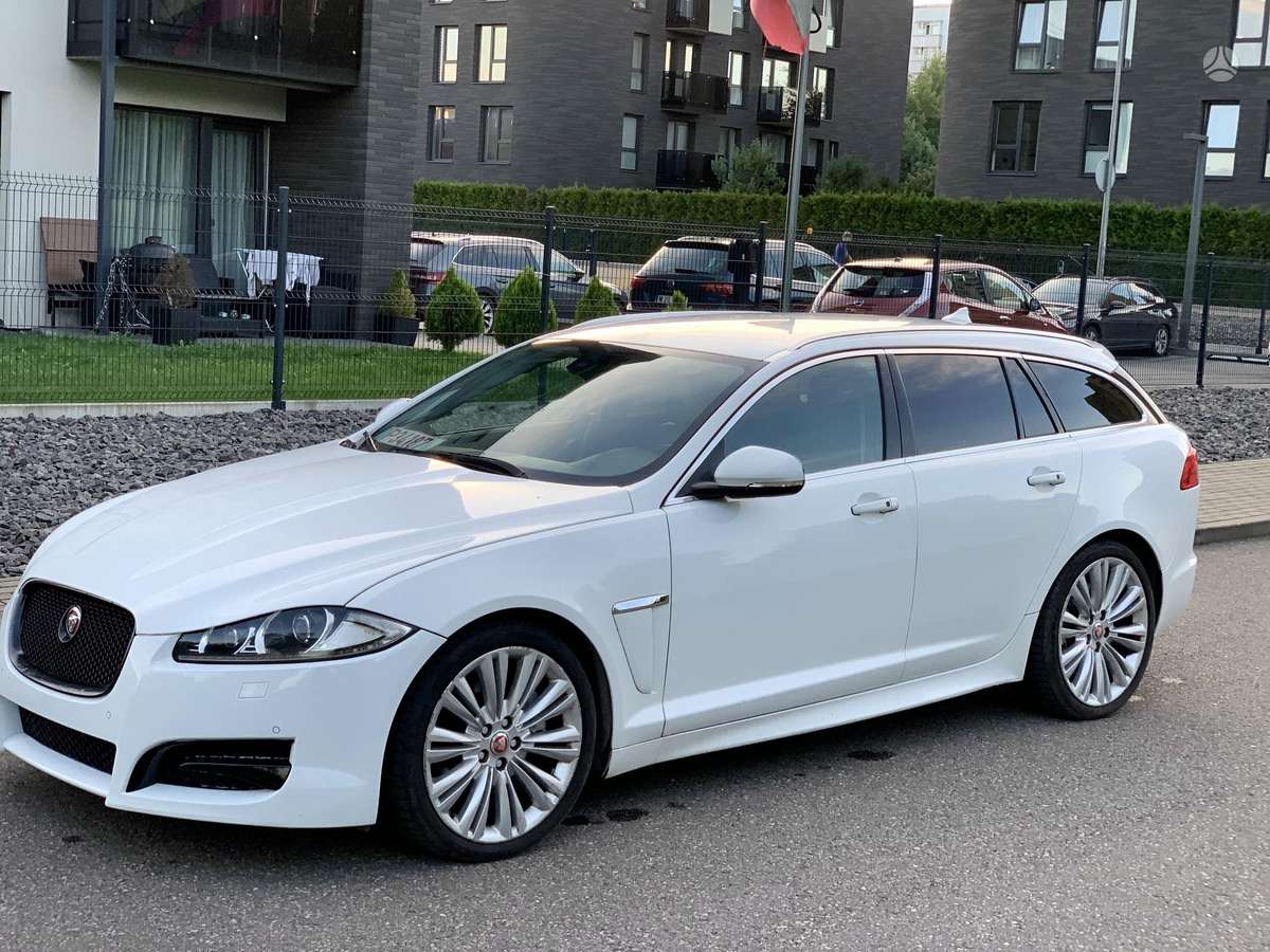 Jaguar XF 2014 — фото 13