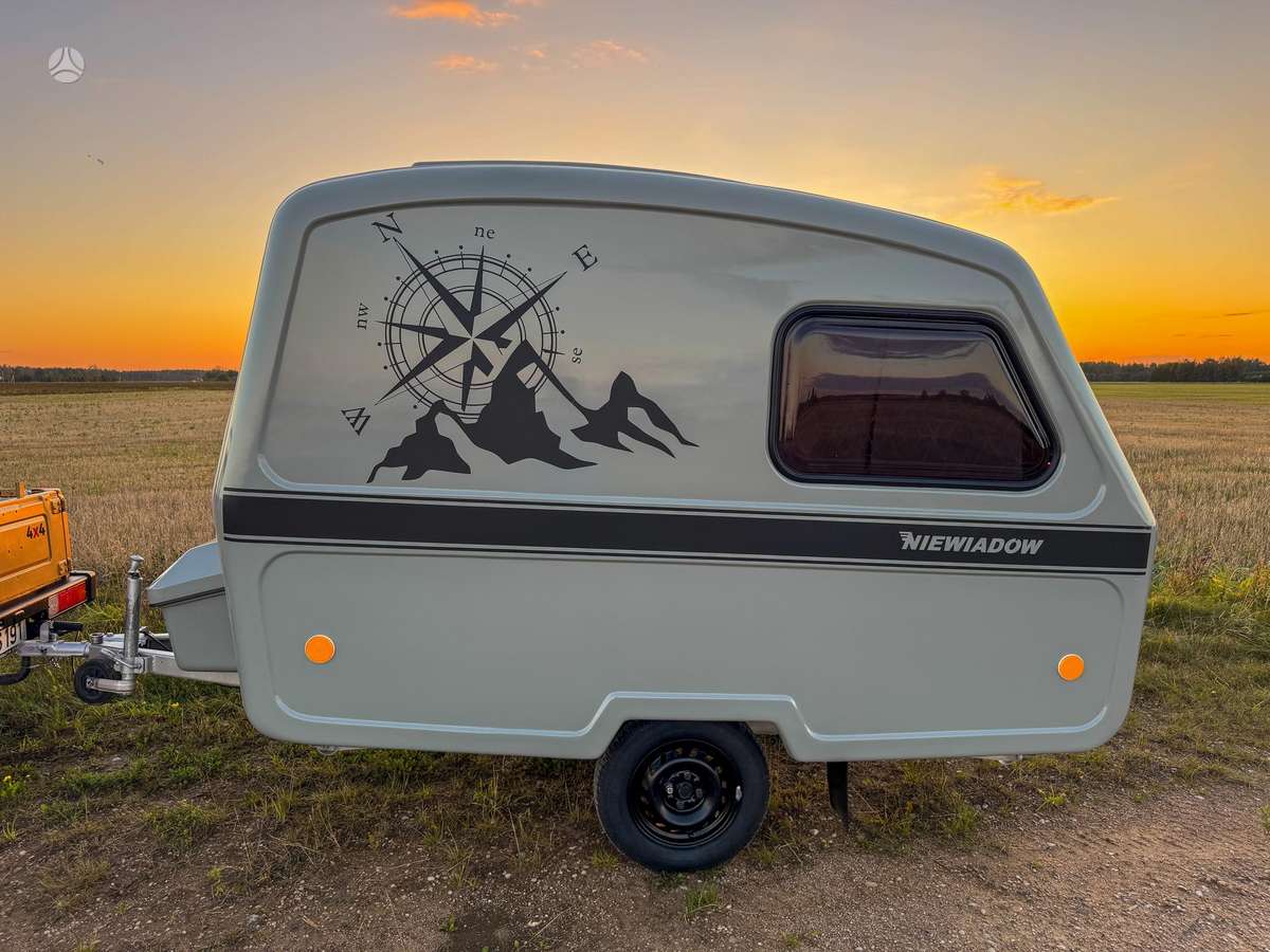 -Kita- Niewiadów N126E, caravans