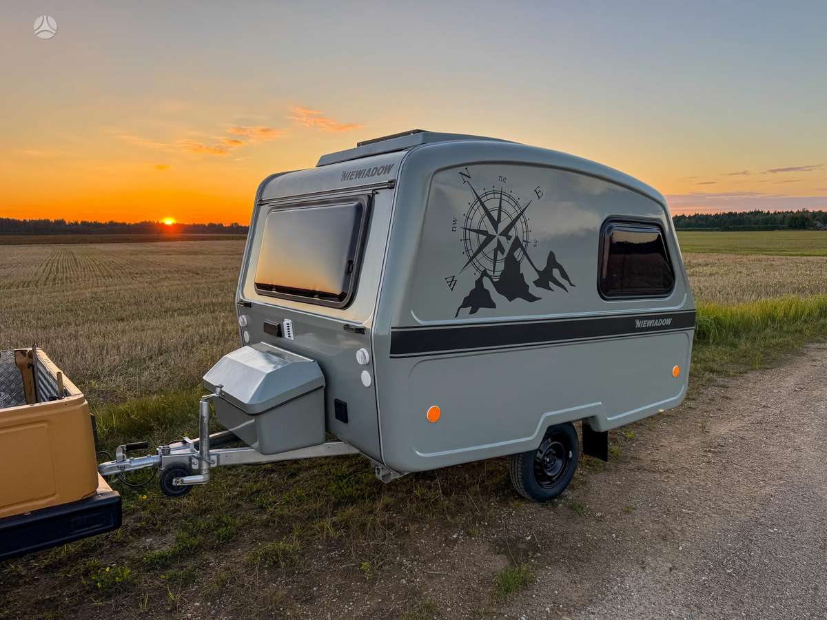 -Kita- Niewiadów N126E, caravans