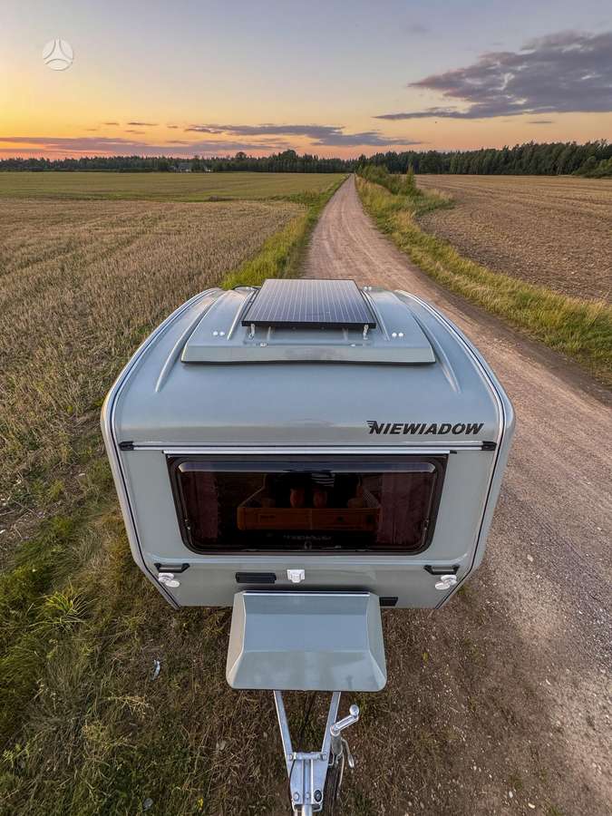 -Kita- Niewiadów N126E, caravans
