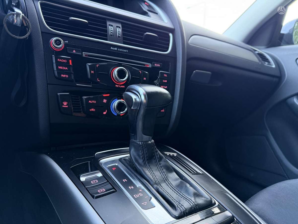 Audi A4, 2.0 l., Универсал