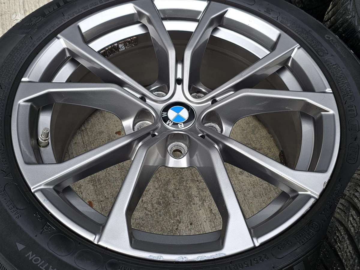 BMW, lengvojo lydinio, R17