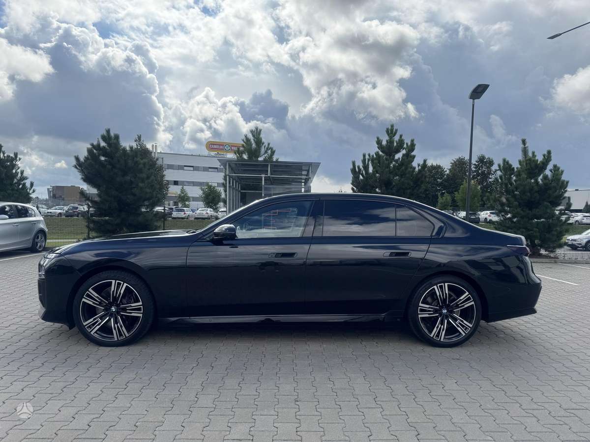 BMW 740, 3.0 l., Седан