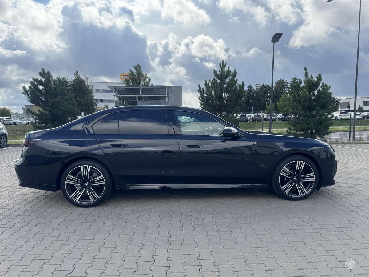 BMW 740, 3.0 l., Седан