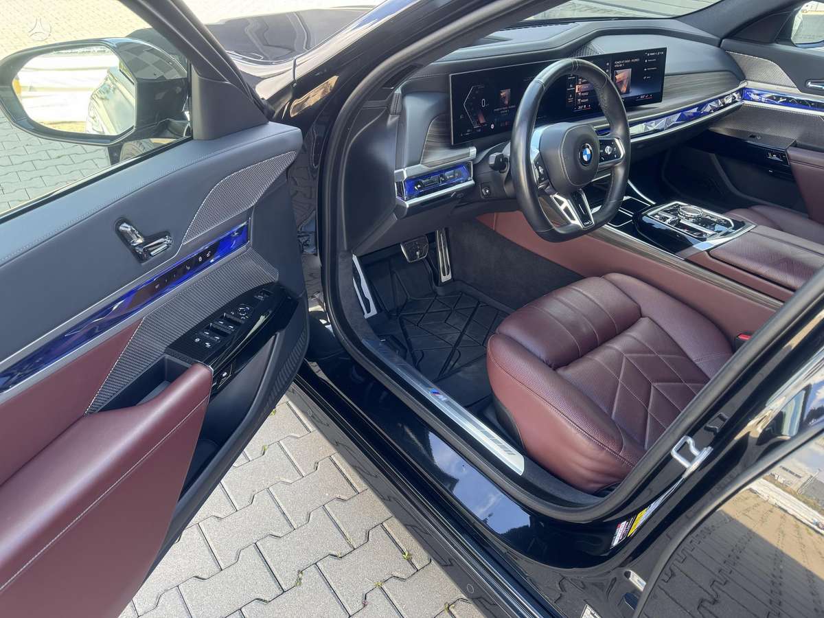BMW 740, 3.0 l., Седан