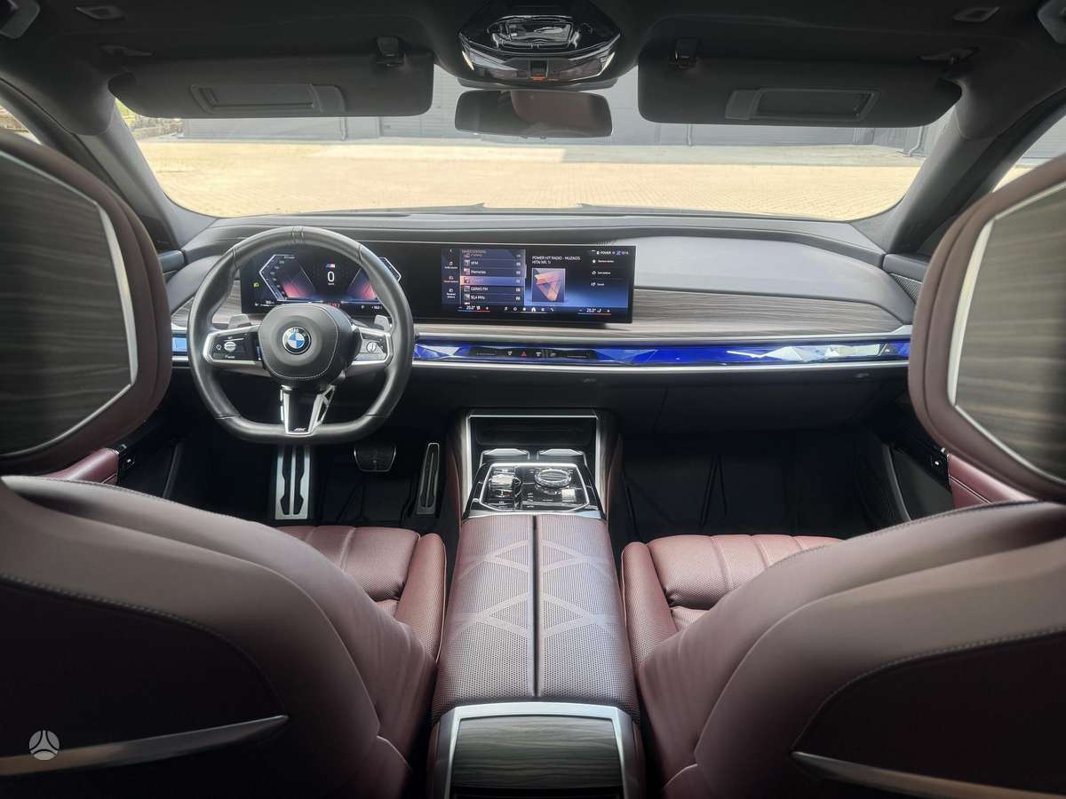 BMW 740, 3.0 l., Седан