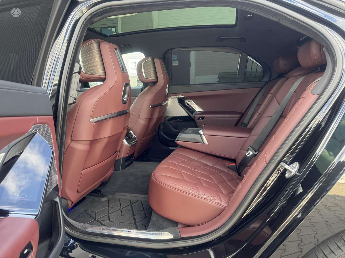 BMW 740, 3.0 l., Седан
