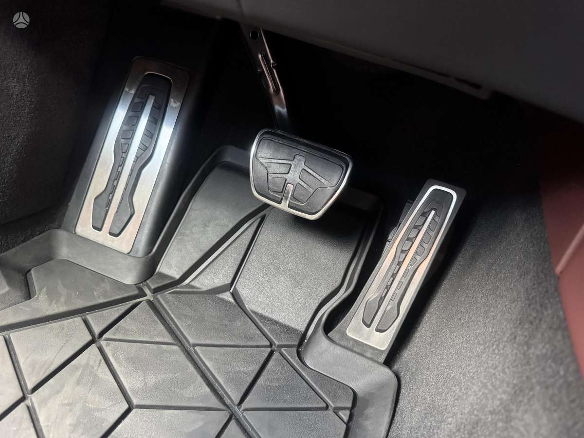 BMW 740, 3.0 l., Седан