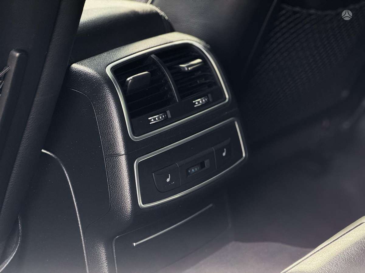 Audi A6, 2.0 l., Седан
